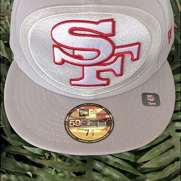 Brand New NEW ERA San Francisco 49ers Light Gray Hat Embroidered Logo Hat NFL - Picture 5 of 15
